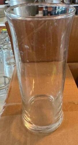(12) LIBBEY 12 OZ TUMBLERS.