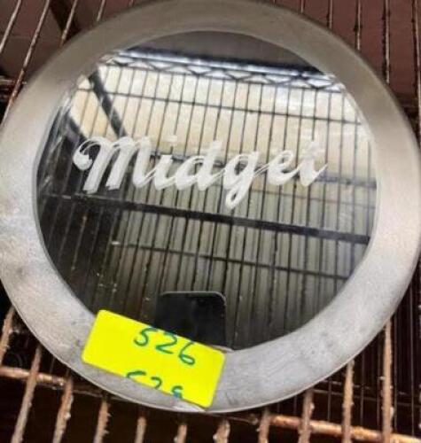 "MIDGET" MIRRORED PIZZA PAN DISPLAYS FROM FRANK AND HELENS.
