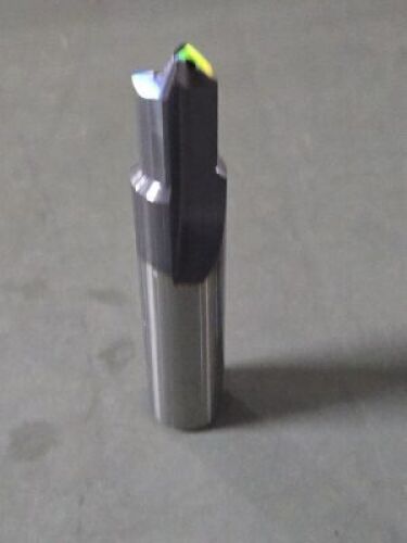 DESCRIPTION: (2) CARBIDE DRILL BITS BRAND/MODEL: CTE T1101 QTY: 2