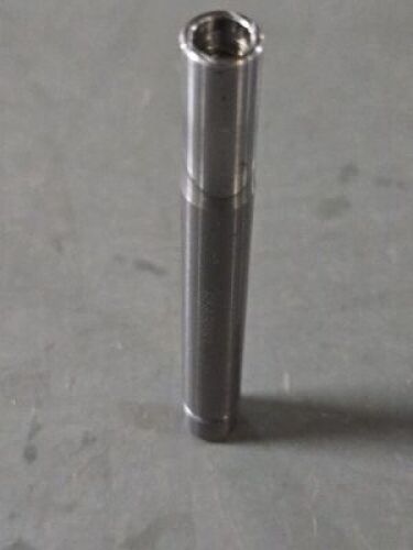 DESCRIPTION: (1) STRAIGHT NECK CYLIDRICAL SHANK BRAND/MODEL: TUNGALOY 6859139 INFORMATION: FITS LOT 1002 RETAIL$: $302.15 QTY: 1