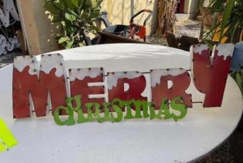 METAL RED / GREEN MERRY CHRISTMAS SIGN - 45" X 13"