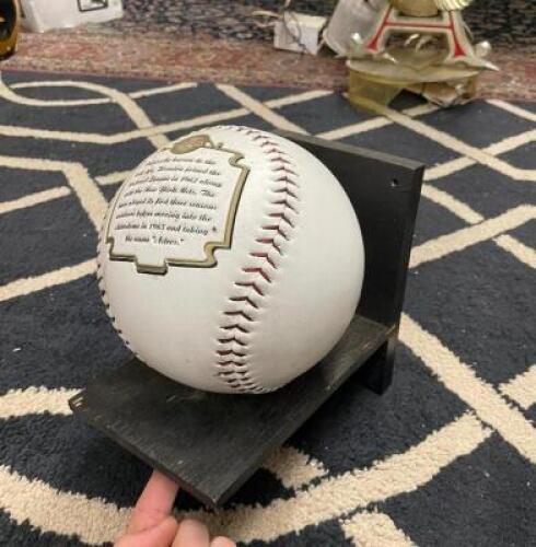 HOUSTON ASTROS BASEBALL DECORATION (SEE ADDITIONAL PHOTOS)