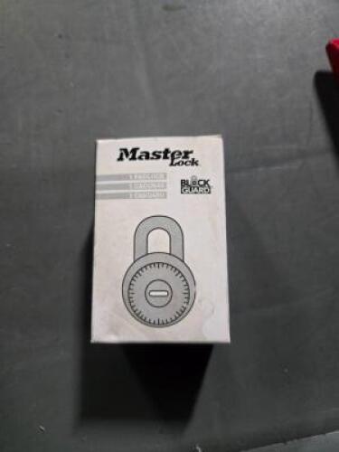 DESCRIPTION: (6) COMBINATION PADLOCKS BRAND/MODEL: MATERLOCK RETAIL$: $92.70 QTY: 6