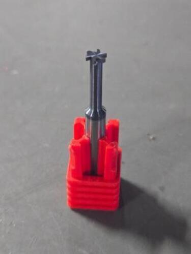 DESCRIPTION: (10) SOLID CARBIDE KEYSEAT CUTTERS BRAND/MODEL: MITGI E01-076-AL SIZE: .1850" D 0/035" THICK RETAIL$: $77.60 QTY: 10