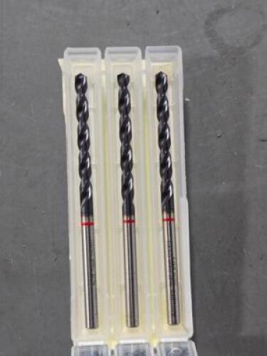 DESCRIPTION: (3) COBALT JOBBER BITS BRAND/MODEL: ACCUPRO 02373272 SIZE: #28 RETAIL$: $34.86 QTY: 3