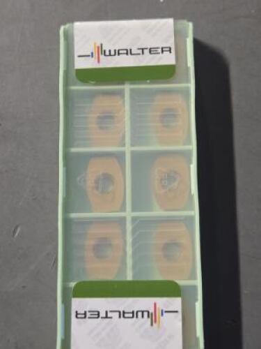 DESCRIPTION: (30) CARBIDE MILLING INSERTS BRAND/MODEL: WALTER P2000-5516582 WAP35 RETAIL$: $450.00 QTY: 30