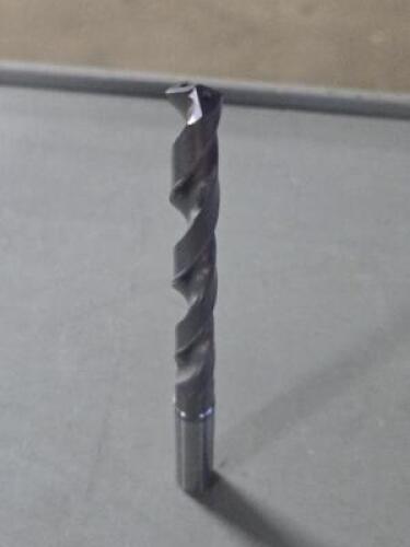 DESCRIPTION: (2) SOLID CARBIDE TAPER LENGTH DRILL BIT BRAND/MODEL: ACCUPRO 61721163 SIZE: 9.5mm DIA RETAIL$: $180.84 QTY: 2
