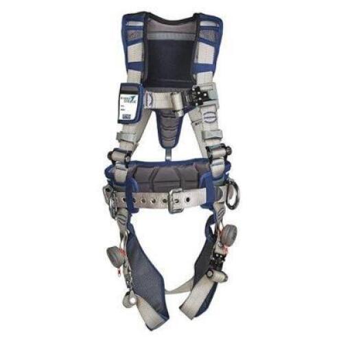 DESCRIPTION: (1) FALL SAFETY HARNESSBRAND/MODEL: 3M/1112568INFORMATION: 420LB WEIGHT CAPACITYRETAIL: $566.99