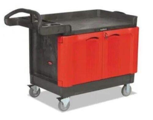 DESCRIPTION: (1) MOBILE CART W/2 DOOR CABINET BRAND/MODEL: RUBBERMAID/4532-88 INFORMATION: 500LB WEIGHT CAPACITY RETAIL$: $781.39 SIZE: 26 1/4w x 49d