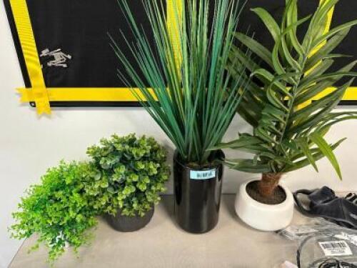 DESCRIPTION (4) ASSORTED FAUX PLANTS LOCATION FRONT QTY 1