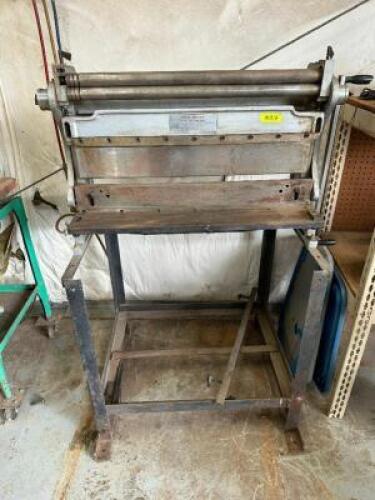 CENTRAL MACHINERY 30" SHEET METAL BRAKE