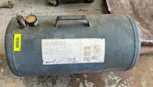 5 GALLON PORTABLE AIR TANK