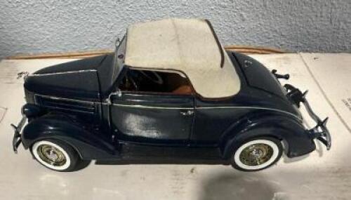 FRANKLIN MINT DYE CAST CAR