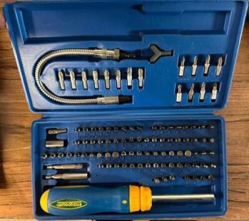 SCREWDRIVER WITH ACCESSORIES