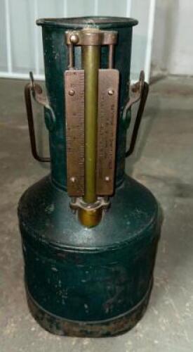 VINTAGE GAS PUMP TESTING MEASURE