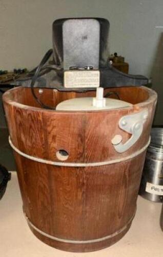 VINTAGE ICE CREAM MAKER