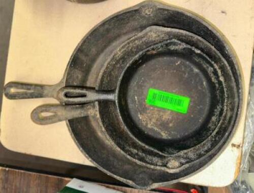 (3)- ASSORTED SIZED CAST IRON SKILLERS