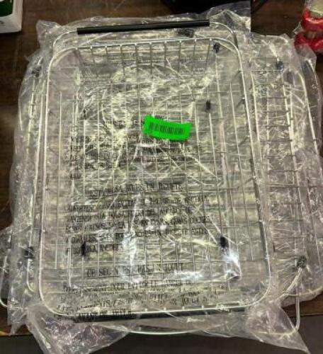 ASSORTED WIRE COOKING RACKS