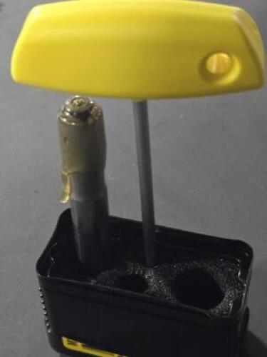 DESCRIPTION: (1) SS TOOLHOLDER BRAND/MODEL: MA FORD M332.00 12.2.01 SIZE: 11mmM DIA QTY: 1