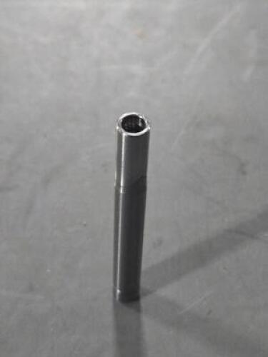 DESCRIPTION: (1) STRAIGHT NECK CYLIDRICAL SHANK BRAND/MODEL: TUNGALOY 6859139 RETAIL$: $302.15 QTY: 1