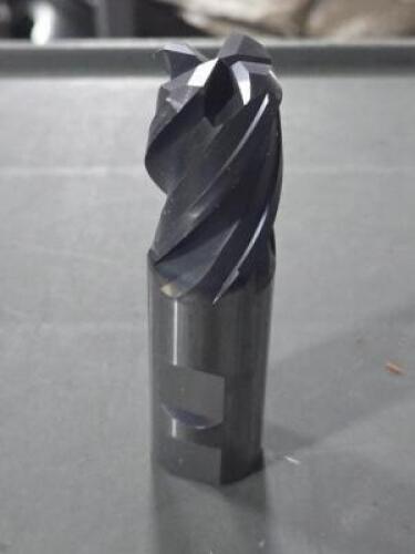 DESCRIPTION: (2) SOLID CARBIDE END MILL BRAND/MODEL: OSG 430-8716 SIZE: 1" DIA RETAIL$: $268.12 QTY: 2