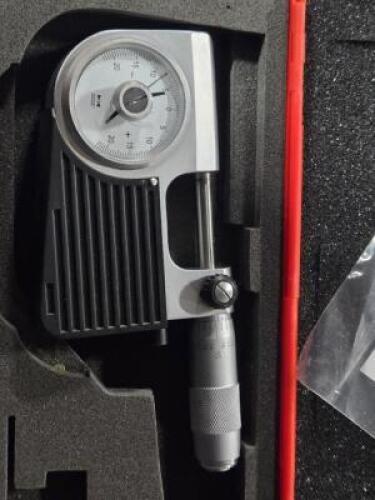 DESCRIPTION: (1) MECHANICAL OUTSIDE MICROMETER BRAND/MODEL: VC 6600-0521 SIZE: 1" RANGE 0.0001" GRADUATION RETAIL$: $271.53 QTY: 1