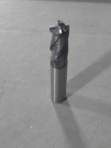 DESCRIPTION: (1) SOLID CARBIDE SQ END MILL BRAND/MODEL: TITAN TC99532 SIZE: 1/2" DIA 1" LOC RETAIL$: $103.00 QTY: 1
