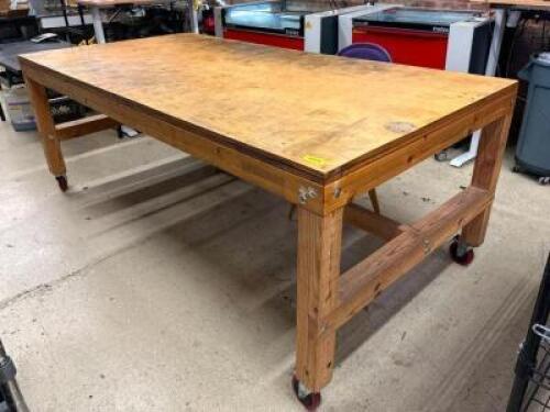 WOOD WORK TABLE ON WHEELS