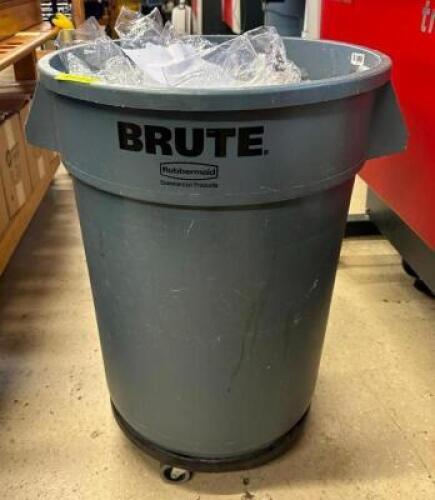 BRUTE TRASH CAN WITH TRASH DOLLY