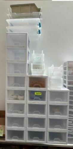 ASSORTED PLASTIC STORAGE BINS AS SHOWN