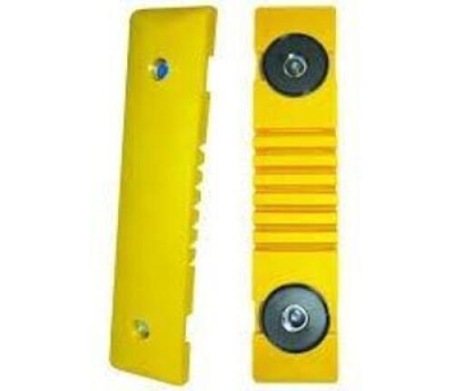 DESCRIPTION: (1) FORKLIFT SAFETY BUMPER BRAND/MODEL: SAFE-BUMP INFORMATION: YELLOW RETAIL$: $110.00 EA QTY: 1