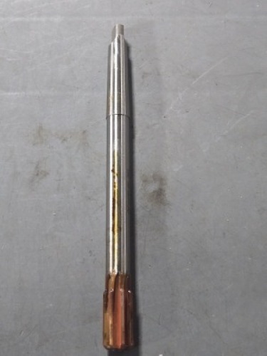 DESCRIPTION: (1) TAPER SHANK EXPANSION REAMER BRAND/MODEL: MADE IN USA 72530504 SIZE: 25/32" DIA RETAIL$: $385.76 QTY: 1