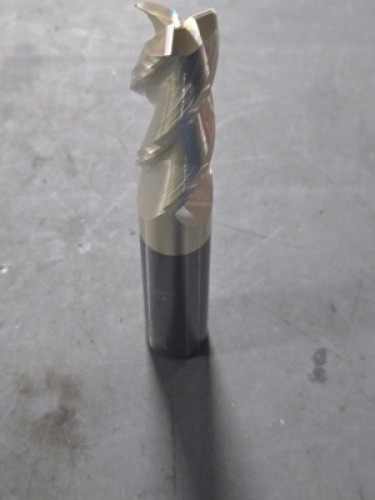 DESCRIPTION: (1) SOLID CARBIDE SQ END MILL BRAND/MODEL: GWS 319914 SIZE: 3/4" DIA 2" LOC RETAIL$: $96.88 QTY: 1