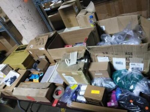 DESCRIPTION: (1) TABLE OF MISC ITEMS BRAND/MODEL: MANY INFORMATION: MUST COME INSPECT SIZE: WHOLE TABLE IS ONE LOT QTY: 1