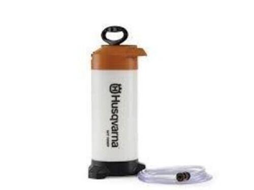 DESCRIPTION: (1) PRESSURIZED WATER TANK BRAND/MODEL: HUSQVARNA #WT10MP INFORMATION: HOSE INCLUDED, SEE INSPECTION SIZE: 10L RETAIL$: $149.00 EA QTY: 1