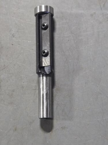 DESCRIPTION: (2) PROFILE ROUTER BIT BRAND/MODEL: WESTWARD 20KY40 SIZE: 3/4" 1" LOC RETAIL$: $132.08 QTY: 2