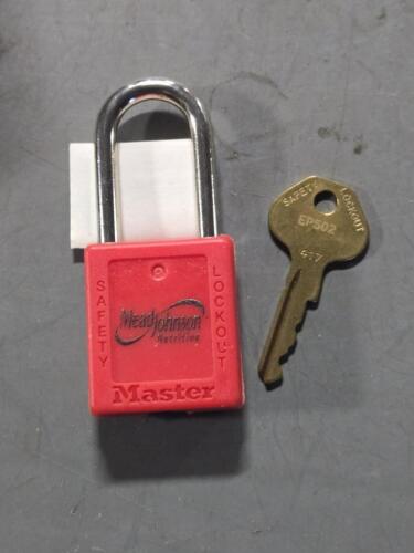 DESCRIPTION: (12) LO/TO LOCKS BRAND/MODEL: MASTER LOCK 410MKW417REDLZ2 INFORMATION: 6 RED 6 GREEN RETAIL$: $265.32 QTY: 12