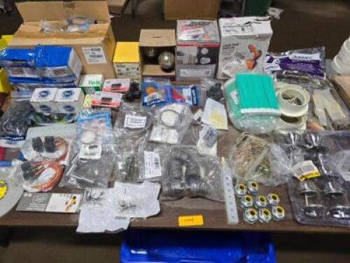 DESCRIPTION:&nbsp;(1) TABLE OF MISC ITEMSINFORMATION:&nbsp;VARIETY OF ITEMS, SEE INSPECTIONQTY:&nbsp;1