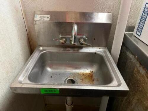WALL MOUNTED STAINLESS HAND SINK