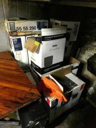(1) LOT OF MISC. TISSUE AND TOWEL DISPENSERS.