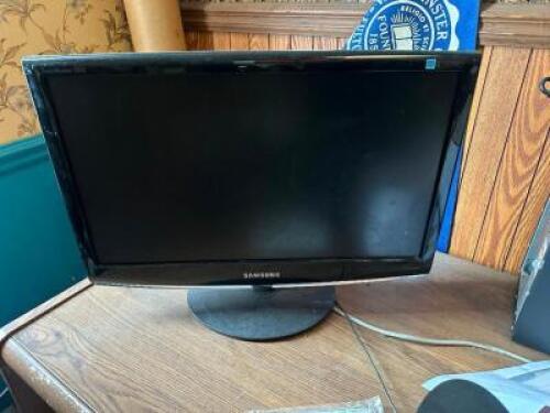 DELL PC W/ MONITOR.