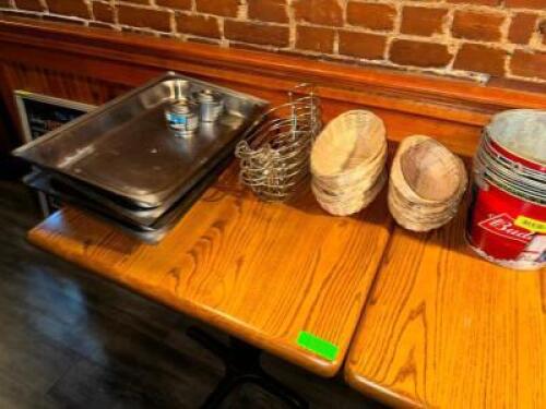 (1) LOT OF ASSORTED SMALL WARES.
