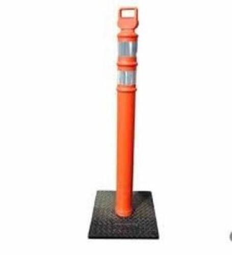 DESCRIPTION: (4) ROAD DELINEATOR BRAND/MODEL: CORTINA INFORMATION: HI-VIZ ORANGE AND REFLECTIVE SIZE: 42" RETAIL$: $29.35 EA QTY: 4