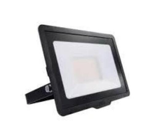 DESCRIPTION: (2) LED FLOOD LIGHT BRAND/MODEL: PILA #FL70W40K1 INFORMATION: 70 WATT RETAIL$: $111.44 EA QTY: 2