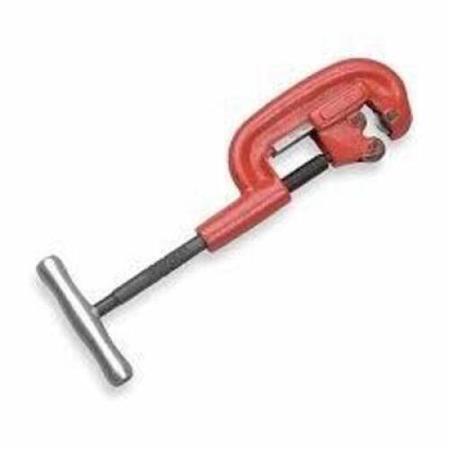 DESCRIPTION: (1) PIPE CUTTER BRAND/MODEL: WESTWARD #4YR88 INFORMATION: ALUMINUM/BRASS/COPPER/STEEL, 1/2 IN TO 2 IN CUTTING CAPACITY RETAIL$: $127.37 E