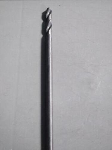 DESCRIPTION: (1) HSS AIRCRAFT EXTENSION DRILL BIT BRAND/MODEL: HERTEL 77426849 SIZE: 15/32" 135 DEG 4-5/16" OAL RETAIL$: $29.94 QTY: 1