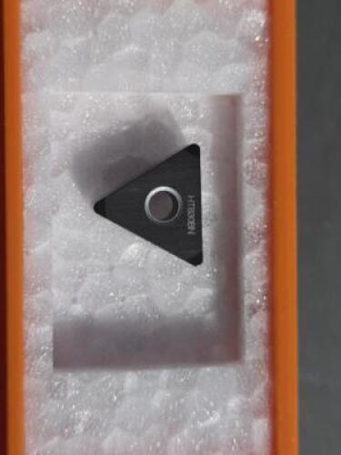 DESCRIPTION: (4) 3SHTNGA332 PCBN TURNING INSERTS BRAND/MODEL: HERTEL 3SHTNGA332 HT620BN RETAIL$: $261.08 QTY: 4