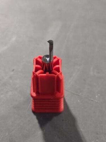 DESCRIPTION: (10) CARBIDE BORING BAR INSERTS BRAND/MODEL: TUNGALOY APD09281R CM1 KS15F QTY: 10