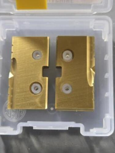 DESCRIPTION: (6) 2-SERIES FLAT BOTTOM DRILL INSERTS BRAND/MODEL: ALLIED 140520-554 QTY: 6