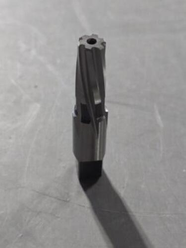 DESCRIPTION: (1) TAPER PIPE REAMER BRAND/MODEL: CLEVELAND C24982 SIZE: 1/8" DIA RETAIL$: $91.49 QTY: 1